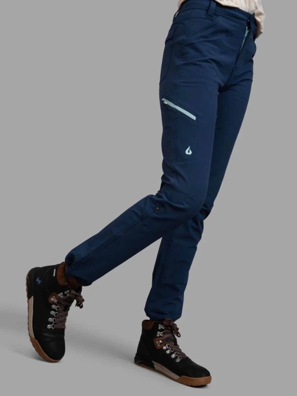 Gnara Go There Softshell Hiking Pants -  size 10 - Navy